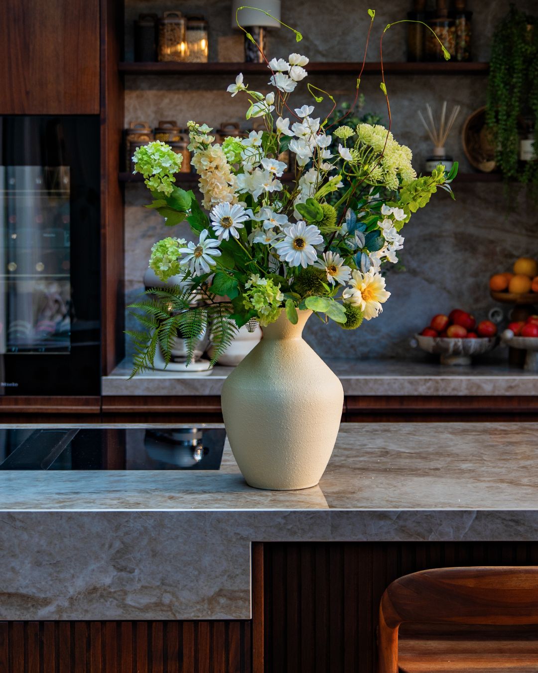 Lola vase 37 cm - cream texture